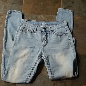 Bdg light wash mid rise twig jeans